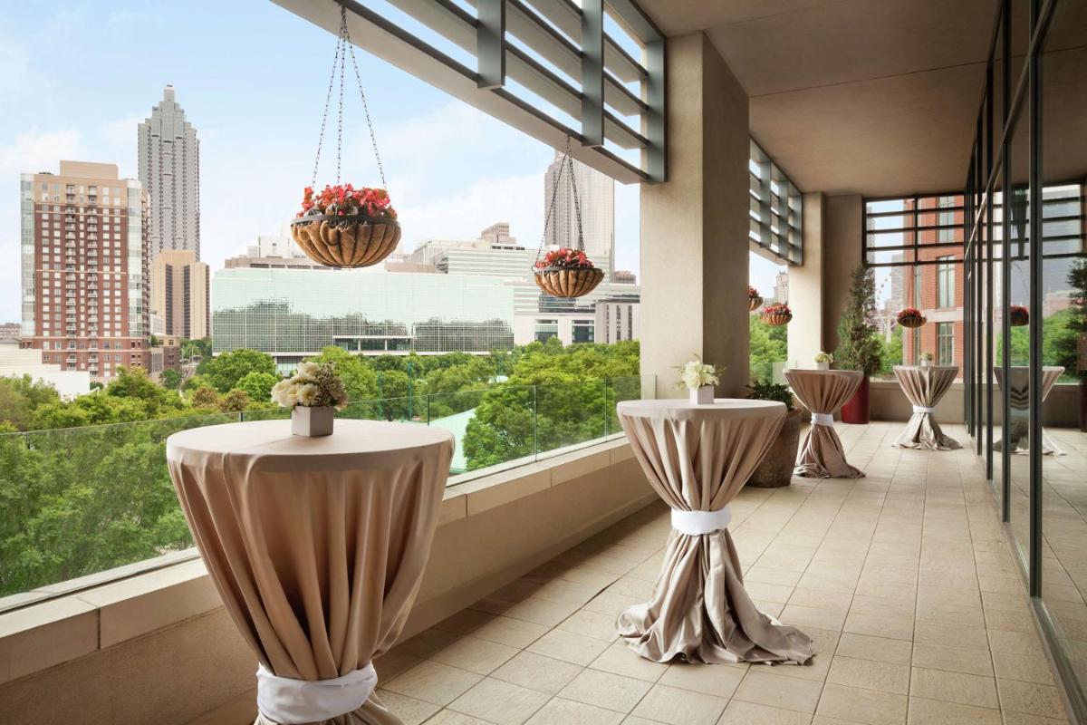 Hilton Garden Inn Atlanta Downtown - image 3
