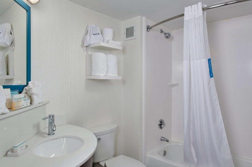 Hampton Inn Atlanta-Cumberland Mall/Cobb Galleria Area - image 14