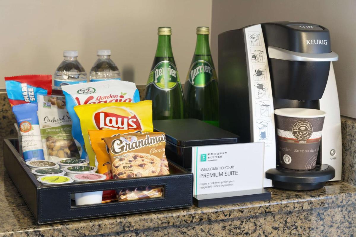 Embassy Suites Atlanta at Centennial Olympic Park - image 2