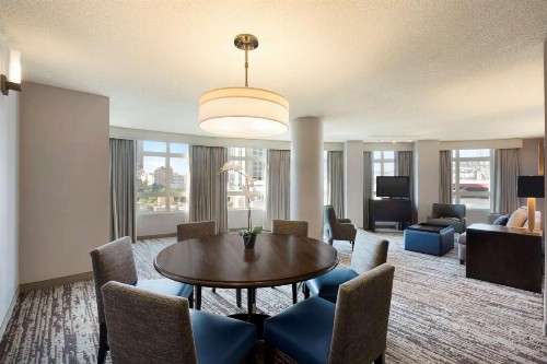 Embassy Suites Atlanta at Centennial Olympic Park - image 25
