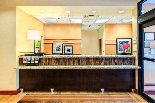 Hampton Inn & Suites Atlanta-Galleria - image 49