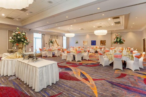 DoubleTree by Hilton Atlanta Airport - image 5