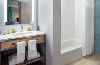 Hilton Garden Inn Atlanta-Buckhead - image 11