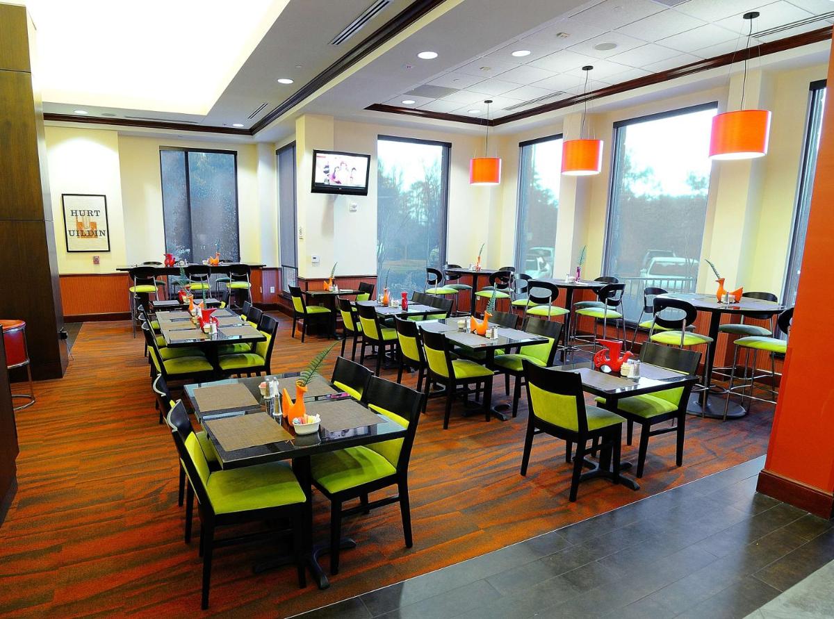 Hilton Garden Inn Atlanta Marietta - image 4