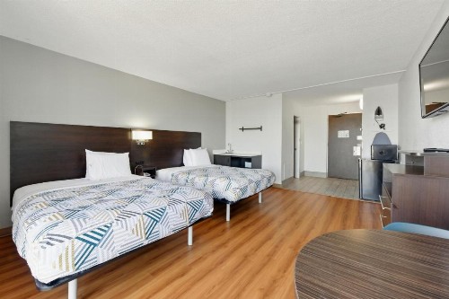 Motel 6-Atlanta GA - Virginia Ave - image 12
