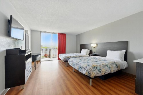 Motel 6-Atlanta GA - Virginia Ave - image 45