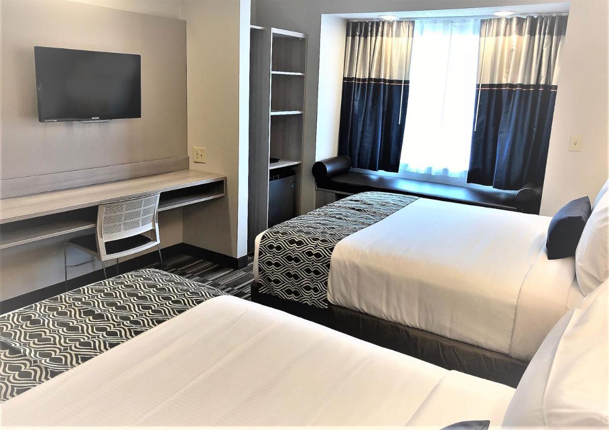 Microtel Inn & Suites by Wyndham Atlanta Buckhead Area - image 2