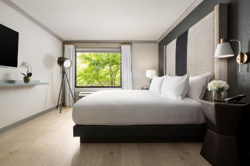 The Burgess Hotel Trademark Collection by Wyndham - image 3