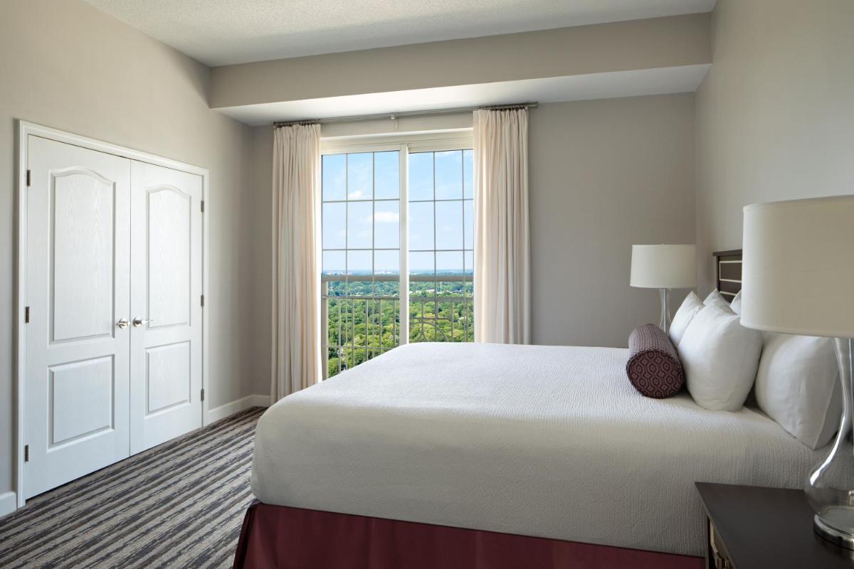 The Georgian Terrace - image 2