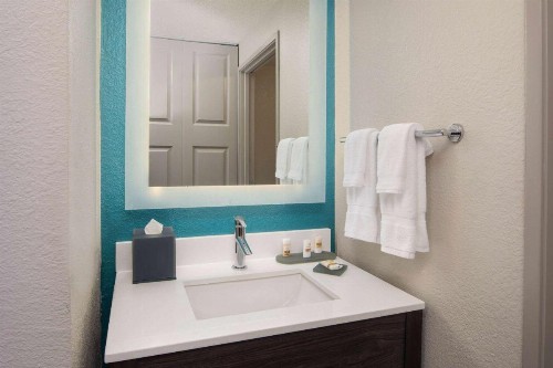 La Quinta by Wyndham Atlanta Airport North - image 22
