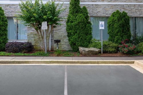 La Quinta by Wyndham Atlanta Airport North - image 36