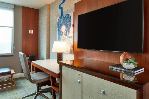 Renaissance Atlanta Midtown Hotel - image 21