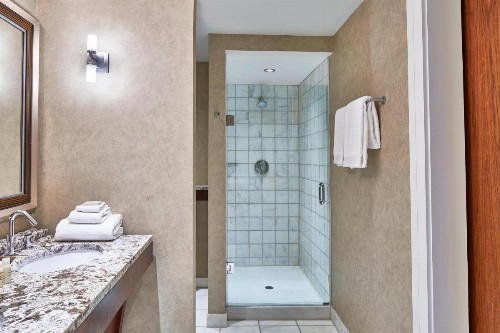 Renaissance Atlanta Midtown Hotel - image 41