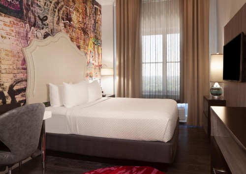 Hotel Indigo Atlanta Midtown an IHG Hotel - image 4