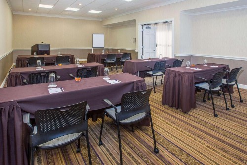 Sonesta Atlanta Airport North - image 12