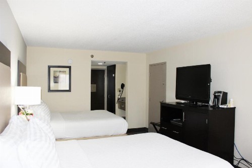 Holiday Inn Hotel Atlanta-Northlake an IHG Hotel - image 33