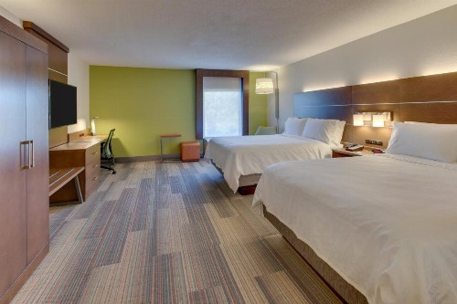 Holiday Inn Express & Suites Atlanta Perimeter Mall Hotel an IHG Hotel - image 16