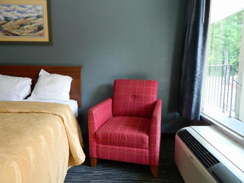 Travel Inn Atlanta - image 8