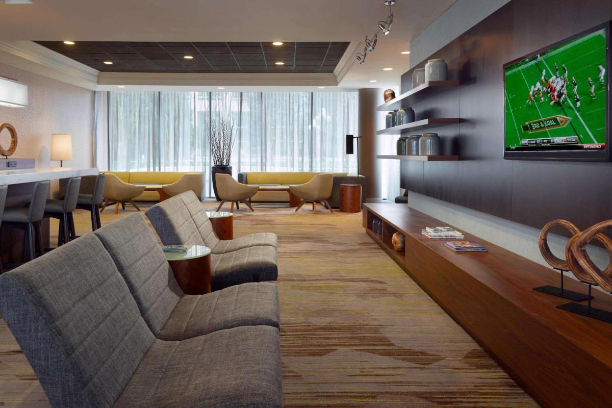 Sonesta Select Atlanta Cumberland Galleria - image 6