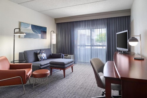 Courtyard by Marriott Atlanta Executive Park/Emory - image 16