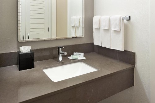 Courtyard by Marriott Atlanta Executive Park/Emory - image 5
