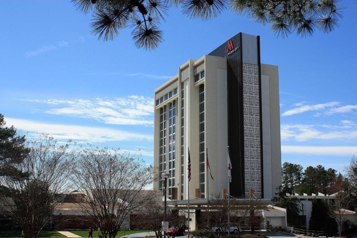 Atlanta Marriott Perimeter Center - image 3