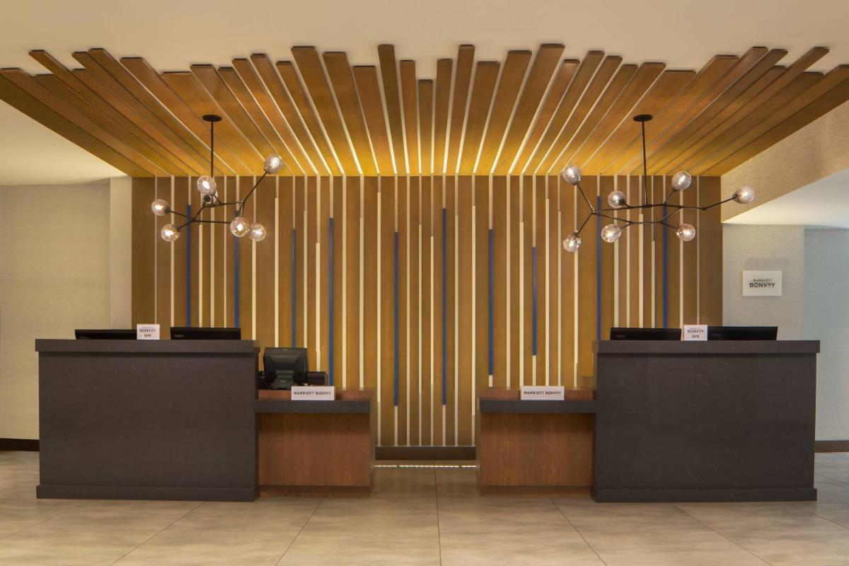 Atlanta Marriott Perimeter Center - image 4