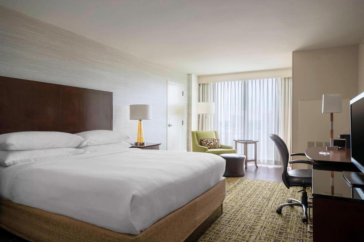 Atlanta Marriott Perimeter Center - image 7