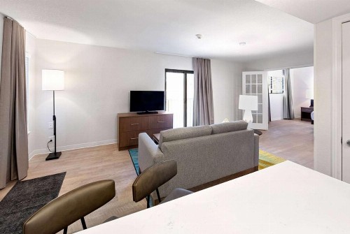 Hawthorn Suites by Wyndham Atlanta Perimeter Center - image 12