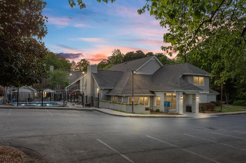Hawthorn Suites by Wyndham Atlanta Perimeter Center - image 19