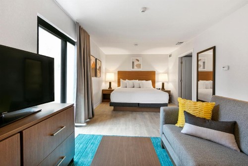 Hawthorn Suites by Wyndham Atlanta Perimeter Center - image 39