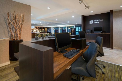 Courtyard by Marriott Perimeter Center - image 13