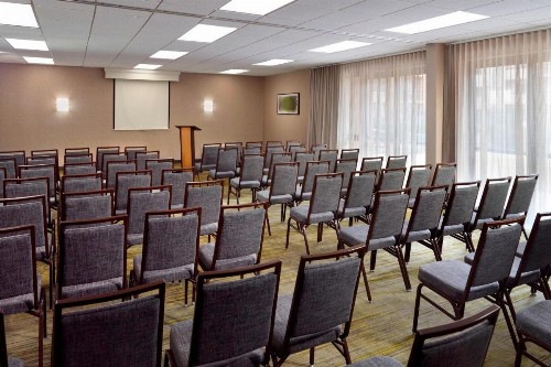 Courtyard by Marriott Perimeter Center - image 27