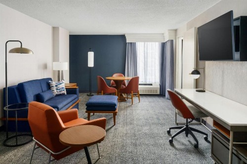 Courtyard by Marriott Atlanta Buckhead - image 12