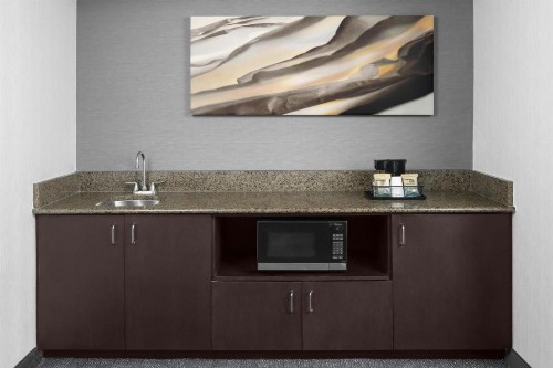 Courtyard by Marriott Atlanta Buckhead - image 16