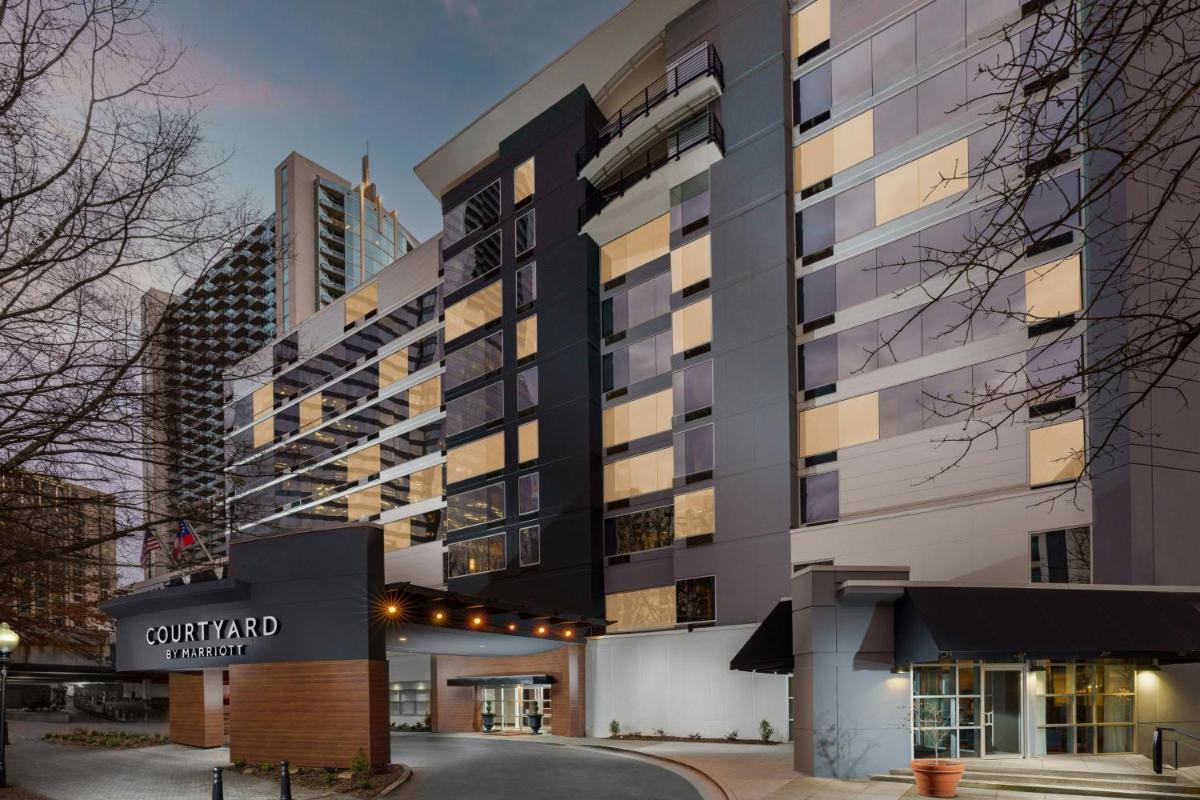 Courtyard by Marriott Atlanta Buckhead - image 2