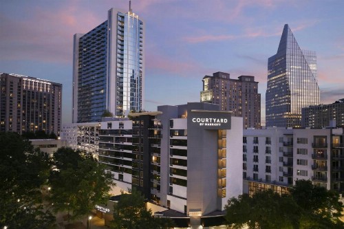 Courtyard by Marriott Atlanta Buckhead - image 3