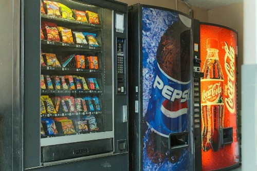 Super 8 by Wyndham Atlanta/Jonesboro Road - image 17