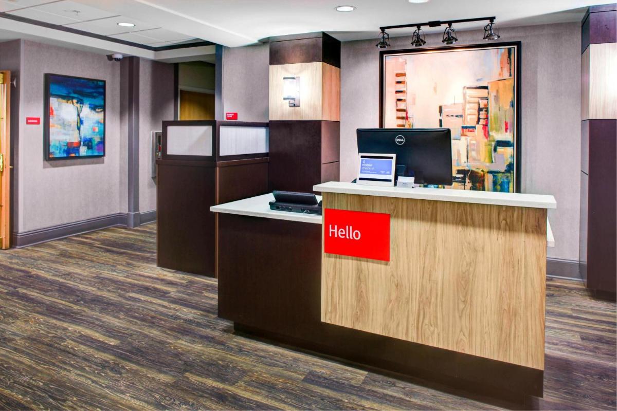 TownePlace Suites Atlanta Buckhead - image 2