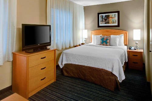 TownePlace Suites Atlanta Buckhead - image 9