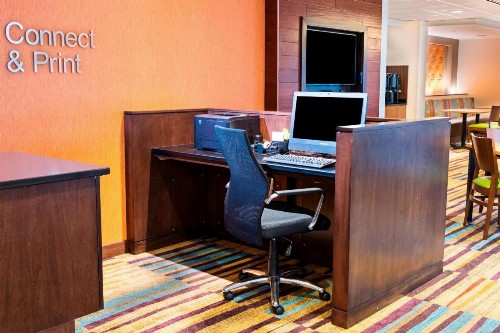 Fairfield Inn & Suites by Marriott Atlanta Buckhead - image 12