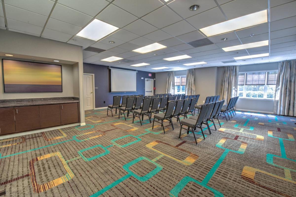 Residence Inn Atlanta Buckhead/Lenox Park - image 2