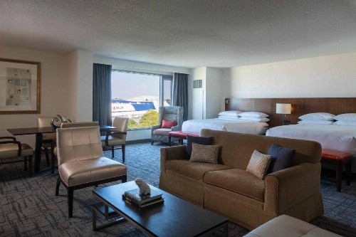 Renaissance Concourse Atlanta Airport Hotel - image 17