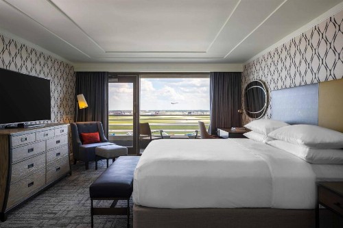 Renaissance Concourse Atlanta Airport Hotel - image 20