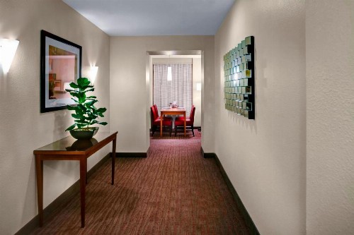 Residence Inn Atlanta Midtown 17th Street - image 4