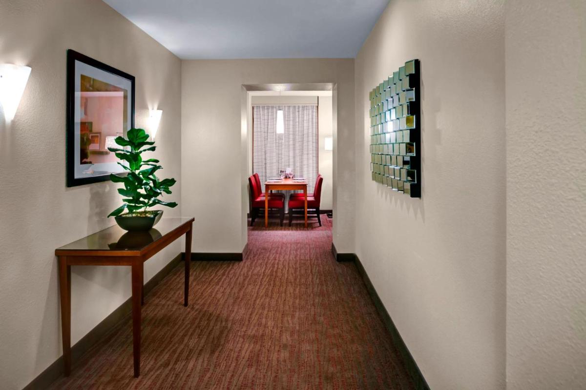Residence Inn Atlanta Midtown 17th Street - image 4