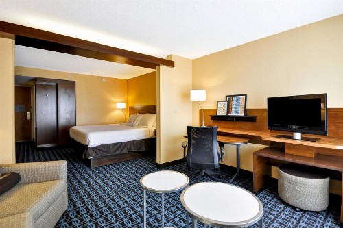 Fairfield Inn & Suites by Marriott Atlanta Vinings/Galleria - image 13