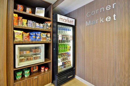 Fairfield Inn & Suites by Marriott Atlanta Vinings/Galleria - image 26