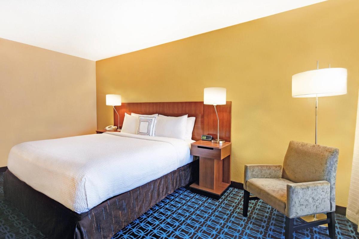 Fairfield Inn & Suites by Marriott Atlanta Vinings/Galleria - image 3