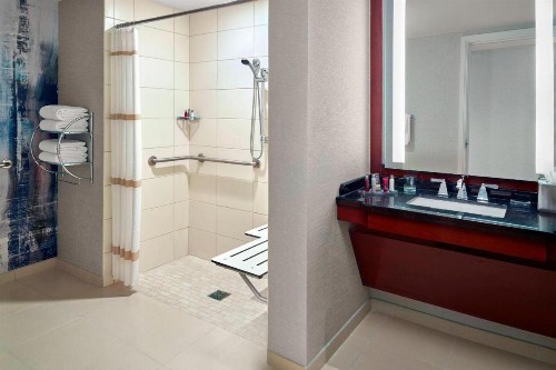 Atlanta Airport Marriott Gateway - image 20